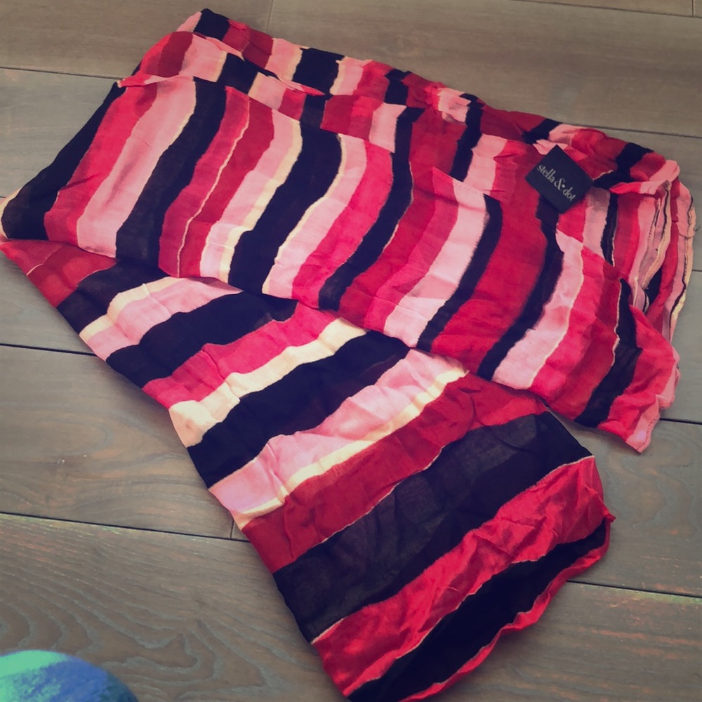 Stella & Dot Scarf! So pretty!!